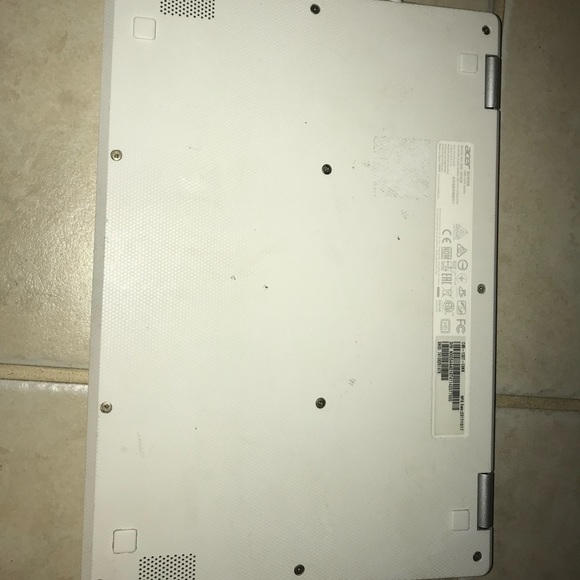 Acer Chromebook Tablet/Laptop 2-in-1 - Picture 2 of 3